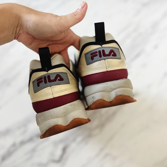 FILA x Urban Outfitters Exclusive Distressed Disruptor 2 Chunky Sneaker - Picture 7 of 15